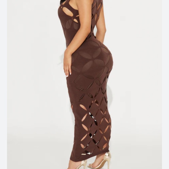 Fashion Nova Cut Out Maxi Brown Sweater Sexy Dress Plus Size 1X New - Picture 1 of 12